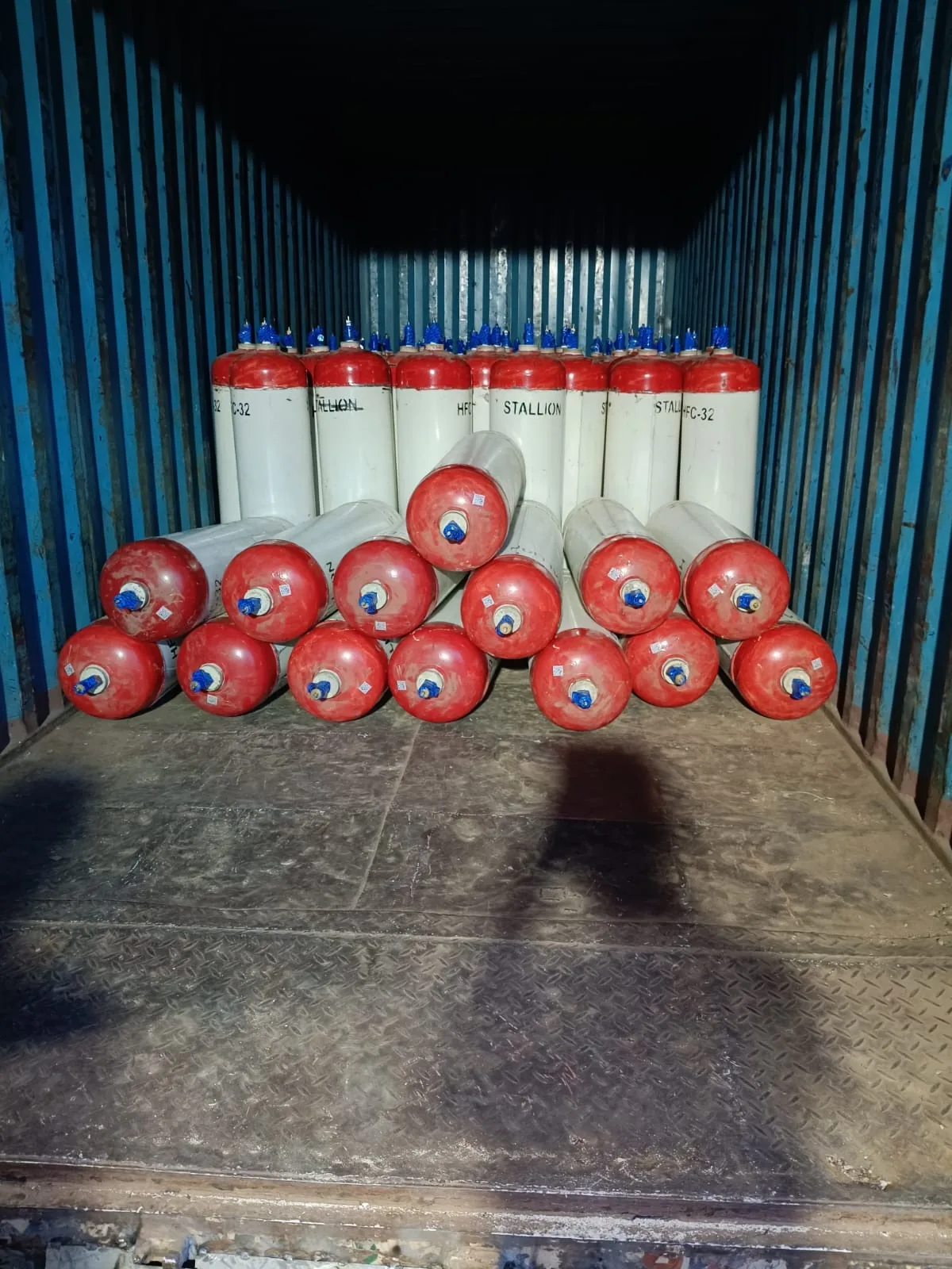 Stallion R-32 refrigerant cylinders in stock at Shree Suswani Refrigeration, Secunderabad