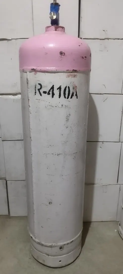 Stallion R-410A refrigerant cylinder, large format, with brand marking